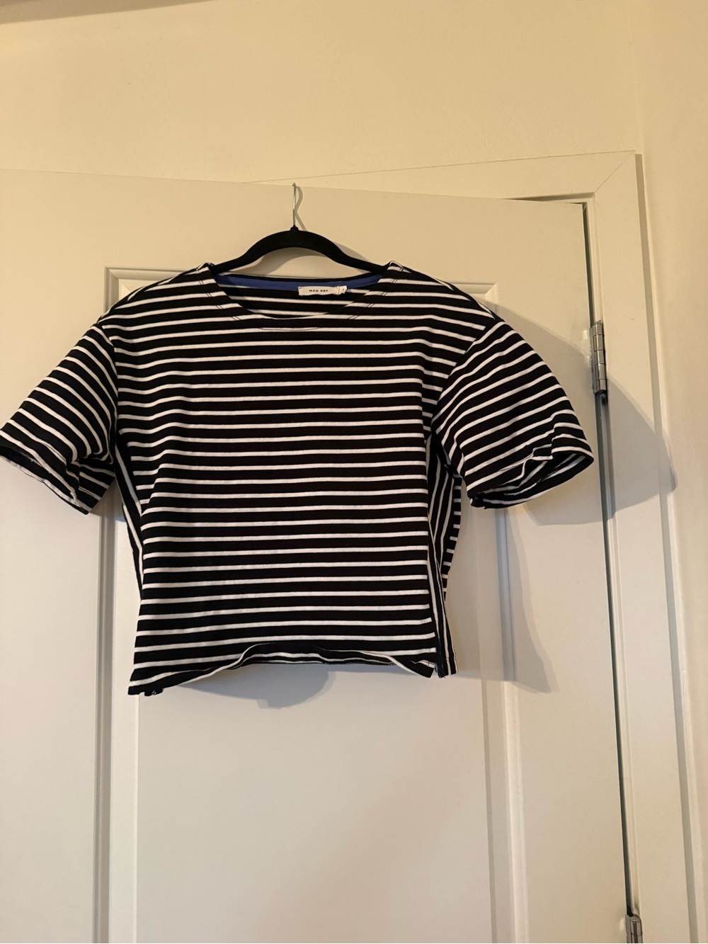 Mod Ref Black & White Striped Crop Tee